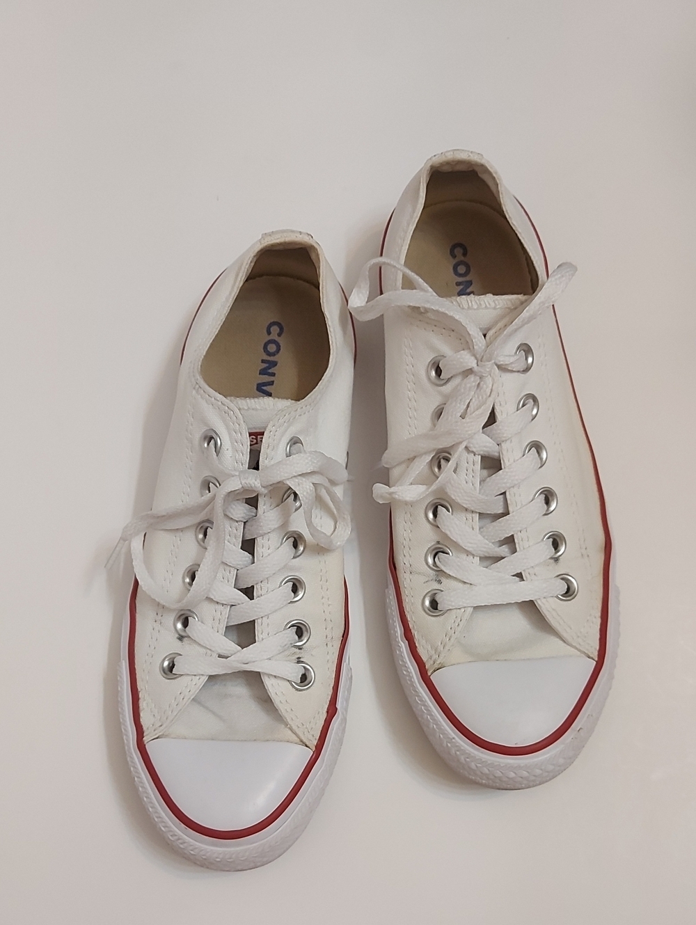 Converse White Low-Top Sneakers with Red Trim